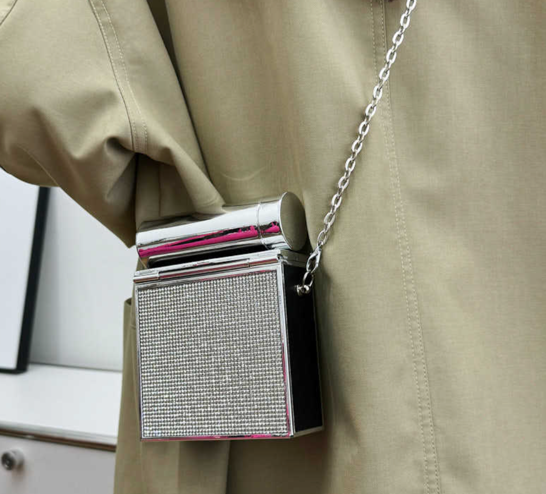 Acrylic Hand Bag With Mirror Inside in Black